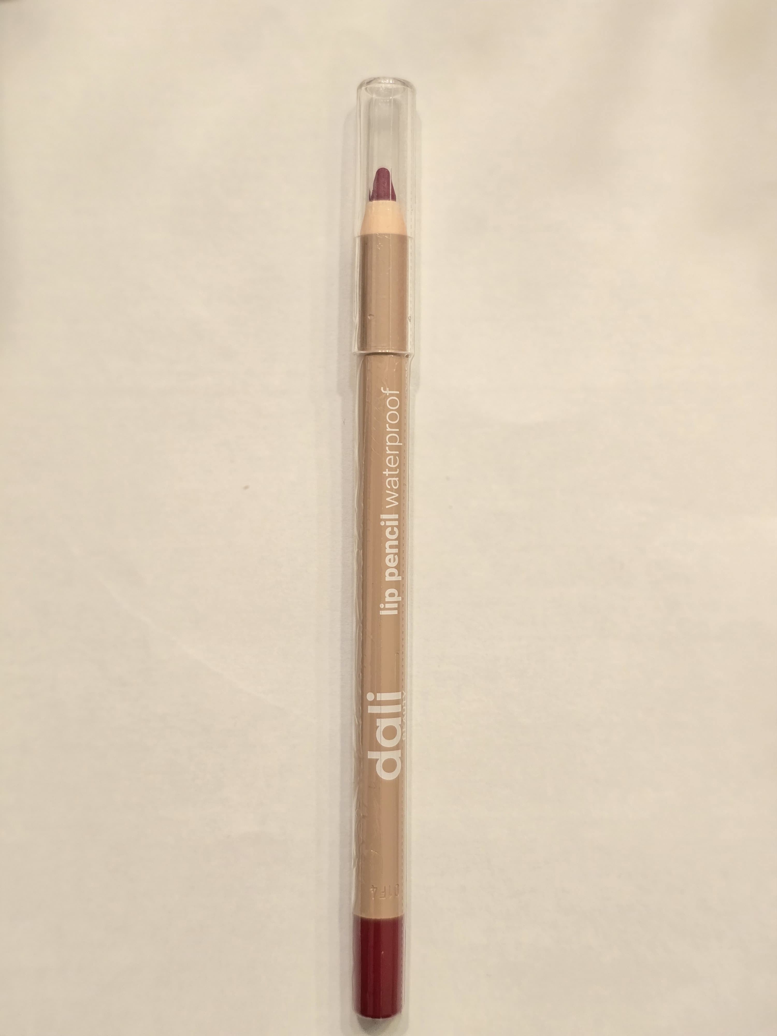 Dali Waterproof Lipliner for Long-Lasting Definition and Precision-7