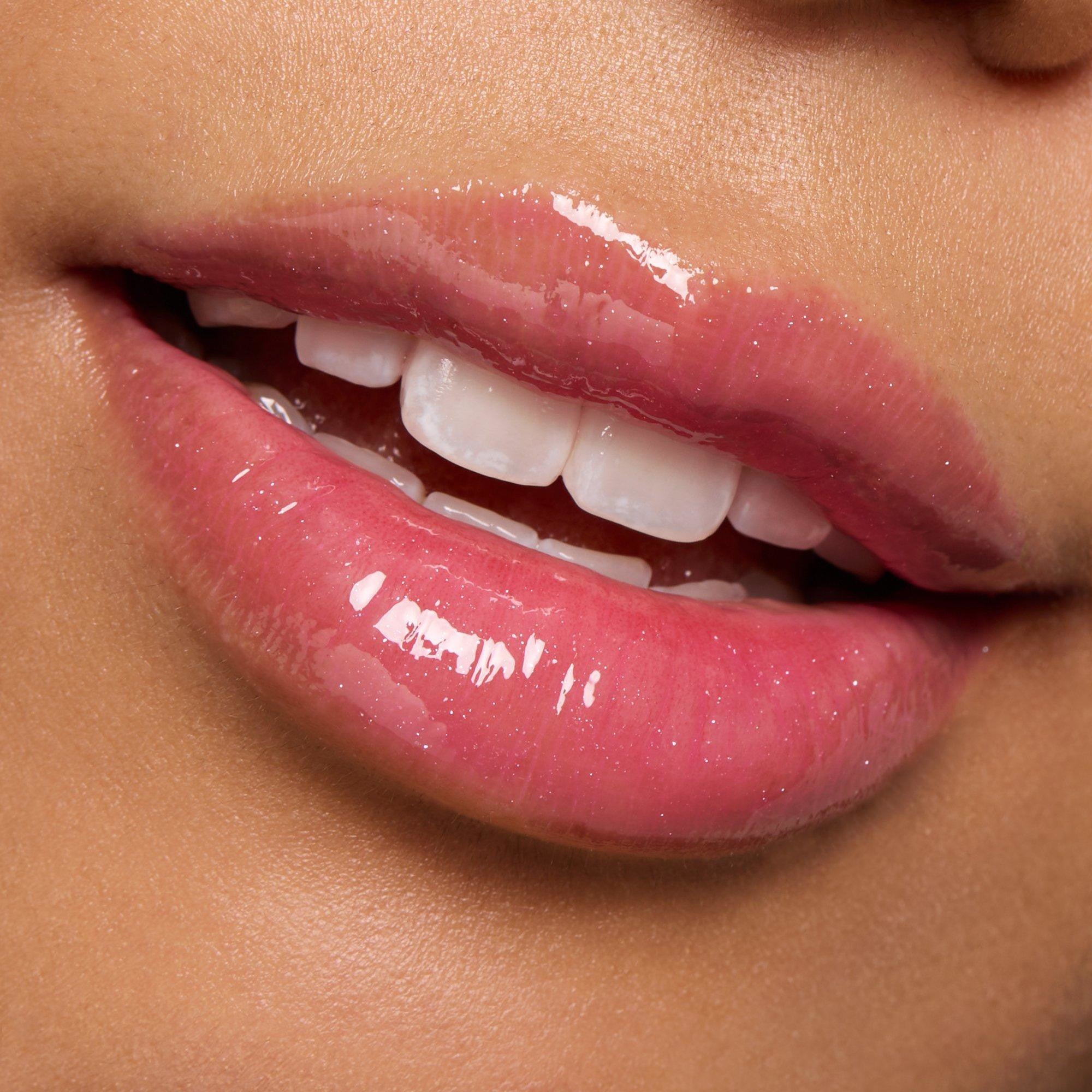 Essence Extreme Shine Volume Lipgloss 13 – Glazed Berry-3