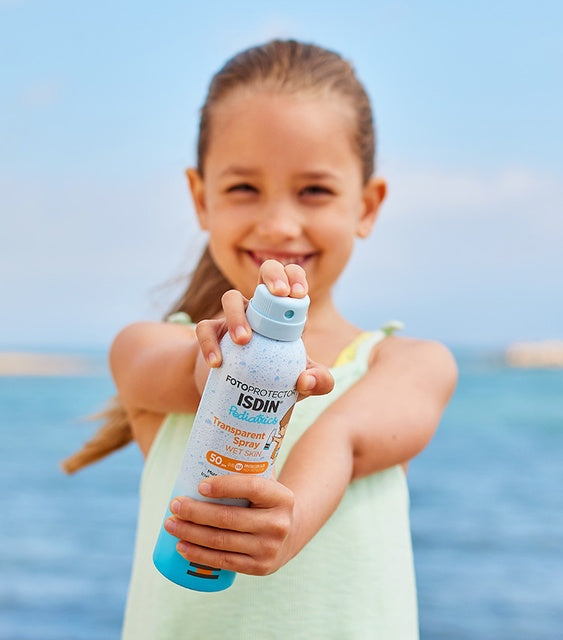 ISDIN Fotoprotector Transparent Spray Wet Skin Pediatrics SPF 50-4