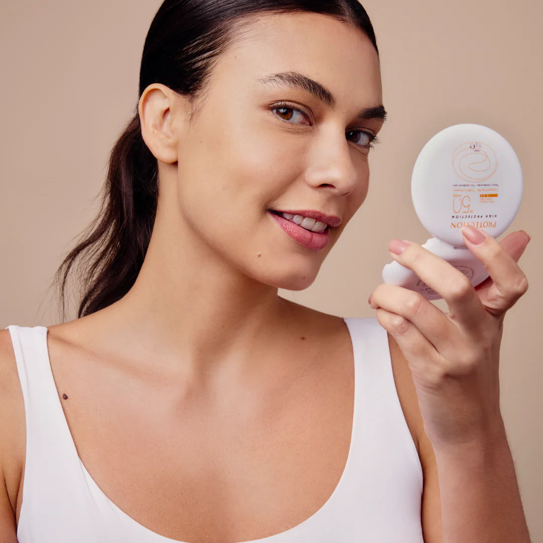 Avene High Protection Tinted Compact Sable SPF50 10 g