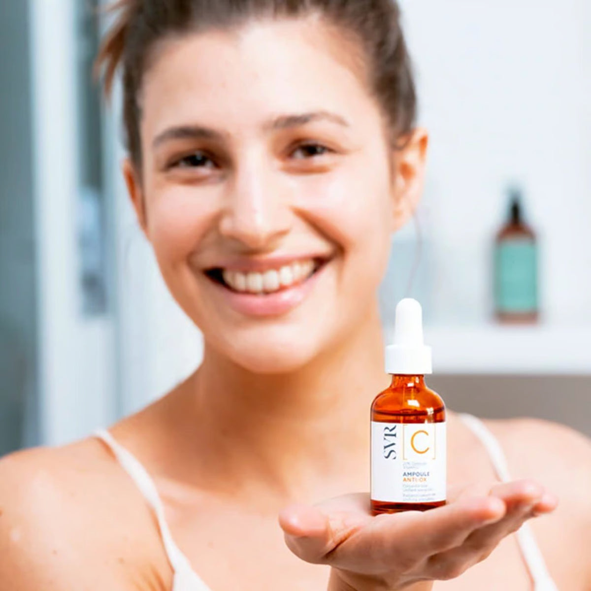 SVR C Ampoule Anti-Ox Serum 30 ml | High-Potency Vitamin C Radiance Concentrate-5