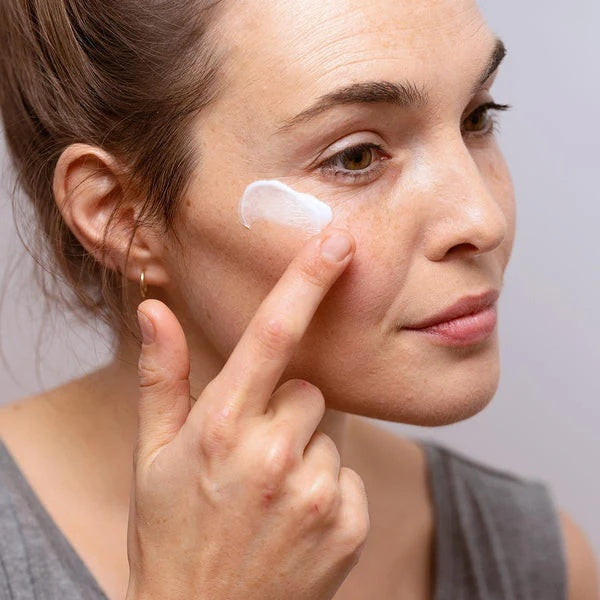 SVR Topialyse Palpebral Cream - Soothing Eye Contour Cream for Sensitive Eyelids 15ml-4