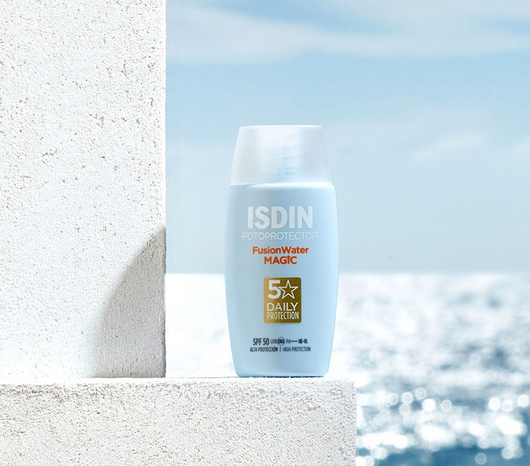 ISDIN Fotoprotector ISDIN Fusion Water Magic SPF 50 | Lightweight Sunscreen for Face and Body-4