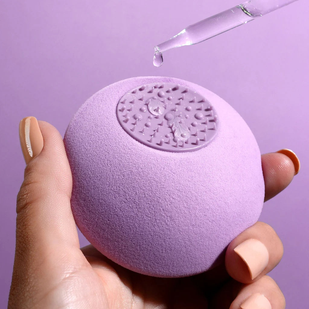 Real Techniques Miracle Skincare Sponge-3