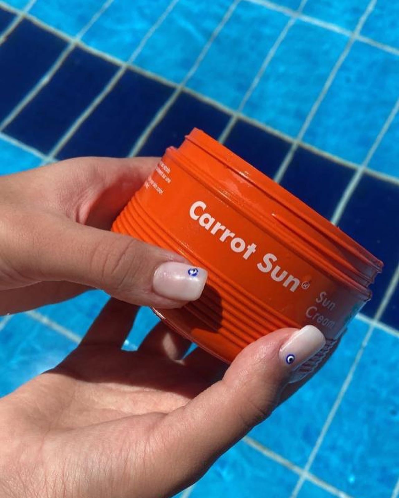 Carrot Sun Cream 350 ml - Water Resistant-3