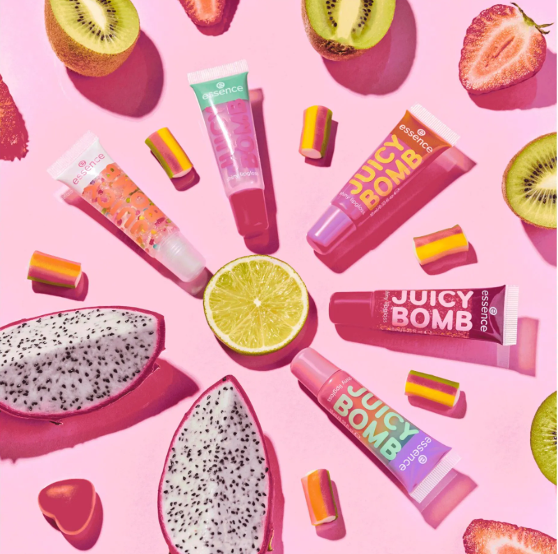 Essence Juicy Bomb Party Shiny Lipgloss 05 – Strawberry Sprinkles-4