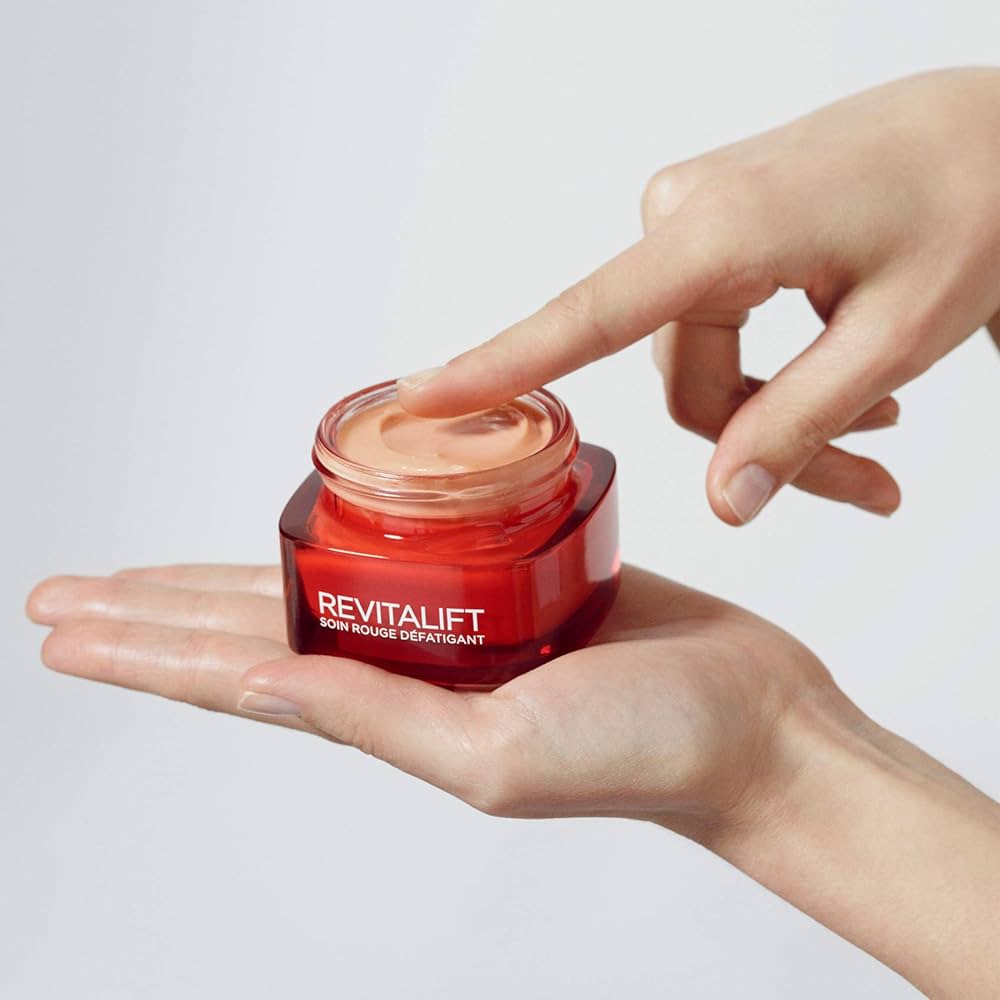 L’Oreal Paris Revitalift Energizing Red Cream Day 50 ML-3