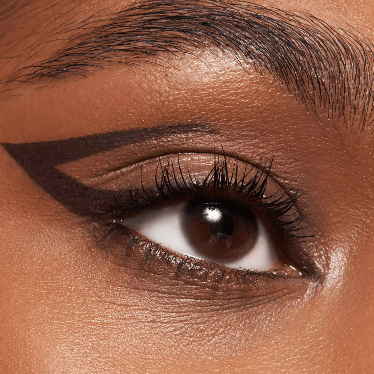 Essence Long-Lasting Eye Pencil 01 Black Fever – Intense Black Waterproof Eyeliner-4
