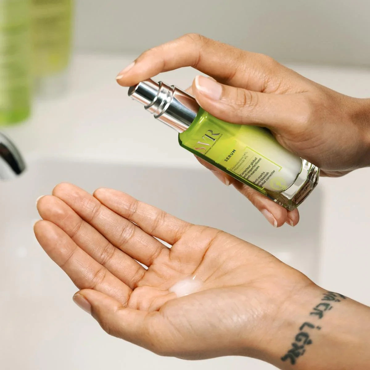 SVR Sebiaclear Serum for Acne-Prone Skin-2