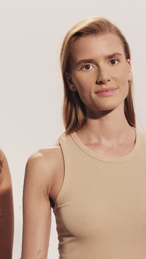 Load video: Avene Ultra Serum SPF 50+ Antioxidant Daily Protective Serum with Hyaluronic Acid and Niacinamide